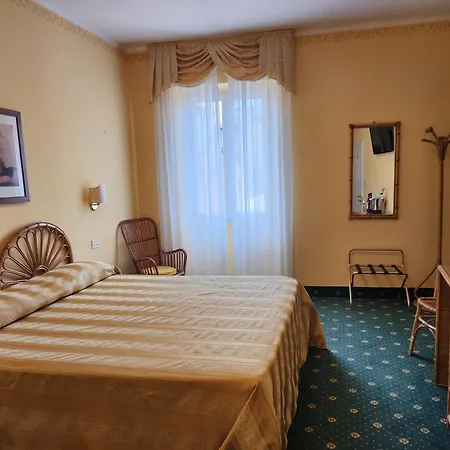 فندق Riviera