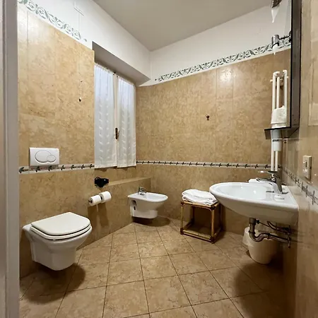 Отель Riviera View 3*